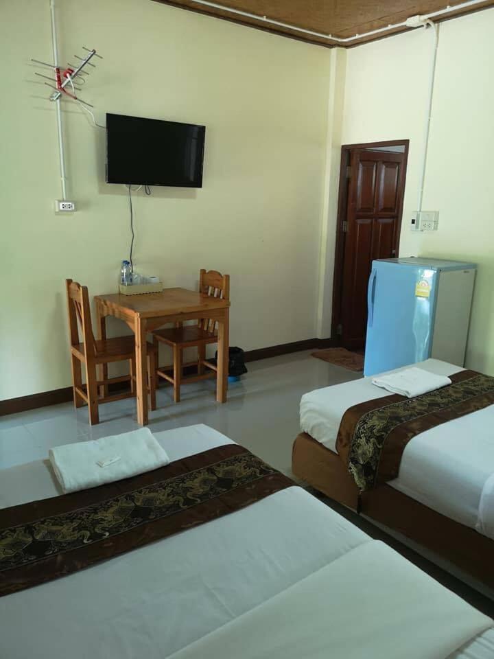 Mitaree 2 Hotel Mae Sariang Exterior photo